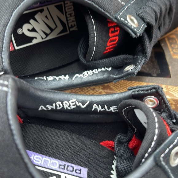 Vans WMNS Skate Old Skool Hockey Skateboards Black/ VN0A5FCB18J
Sneakers - Picture 15 of 16